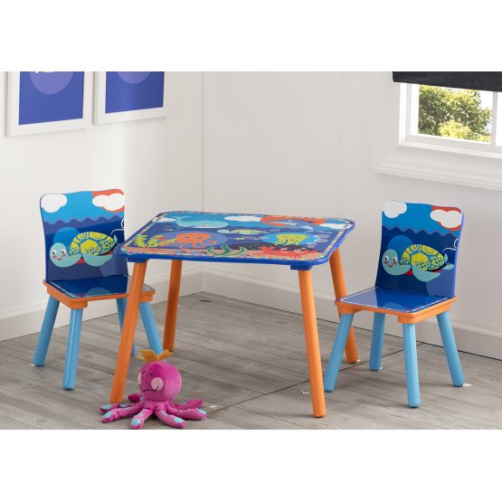 Gyerel asztal székekkel - óceán