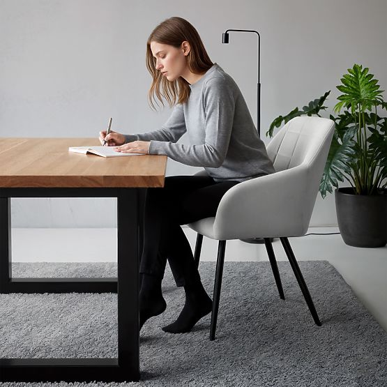 4x Kárpitozott szék négyzetes tűzéssel Szürke LUXANO Fekete lábak