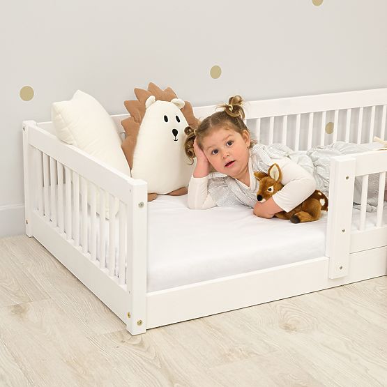 Alacsony Montessori Ourbaby Plus gyerekágy - fehér