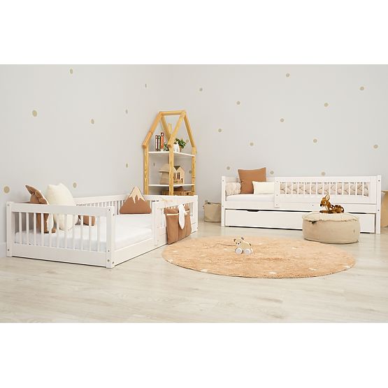 Alacsony Montessori Ourbaby Plus gyerekágy - fehér