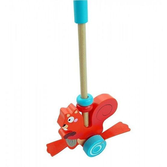 Állatot botra húzni - mókus