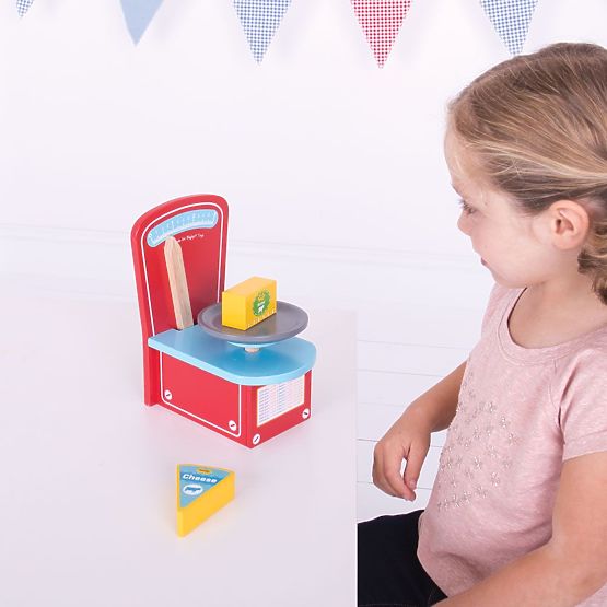Bigjigs Toys Fa konyhai mérleg