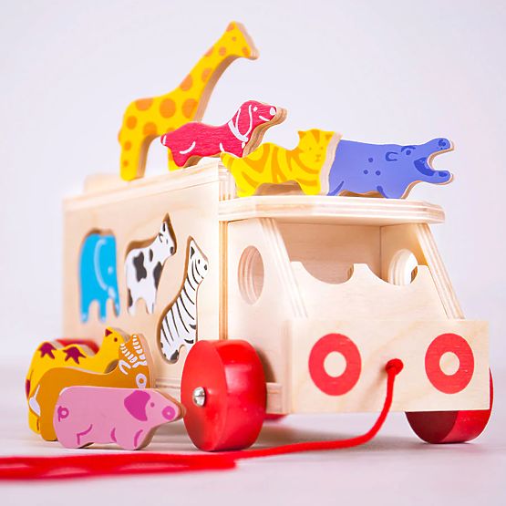 Bigjigs Toys Fából készült autó állatokkal