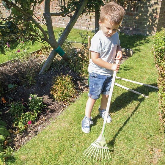 Bigjigs Toys Green Leaf Garden Gereblye