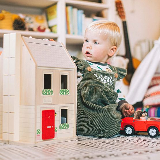 Bigjigs Toys Összecsukható babaház kiegészítőkkel