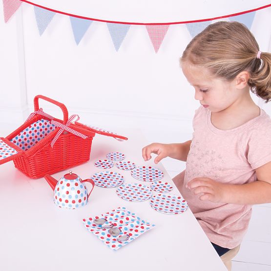 Bigjigs Toys Pöttyös teáskészlet piknikkosárban