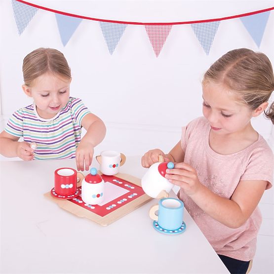 Bigjigs Toys Teáskészlet pöttyökkel