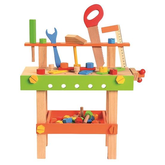 Nagy fa műhely eszközökkel