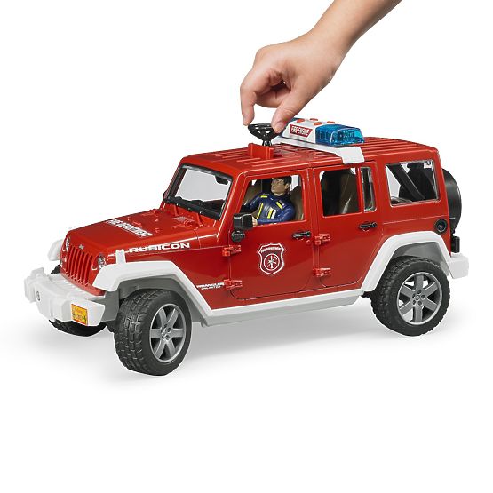 Bruder Piros Tűzoltó JEEP WRANGLER figurával és kiegészítőkkel