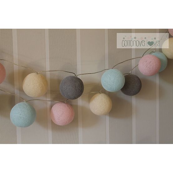 Cotton Balls - powdery