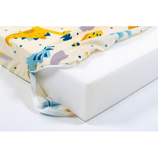 Matrac dinoszaurusz mintával