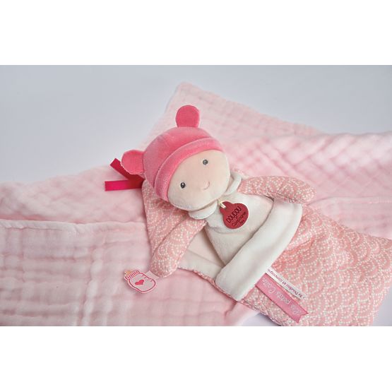 Doudou Jolijou Baba pólyás takaróban 20 cm