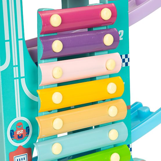 Dřevěná skluzavka pro autíčka s činely