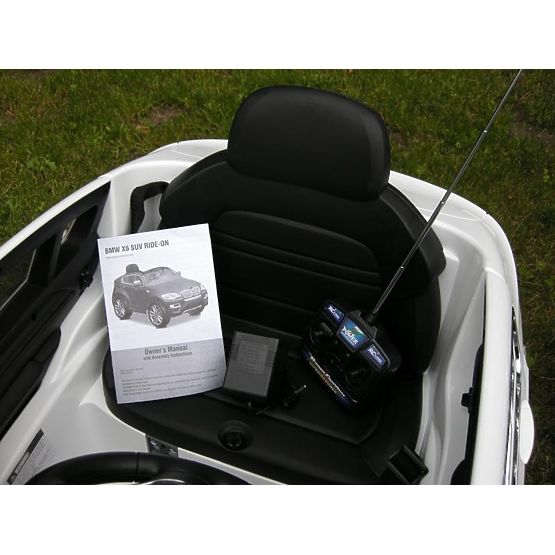Elektromos kabrió BMW X6 - fehér