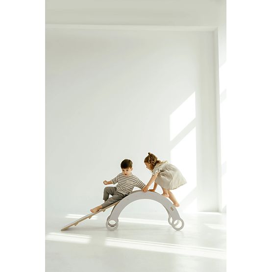 Fa Montessori fa hintaszék csúszdával/mászófallal M - fehér