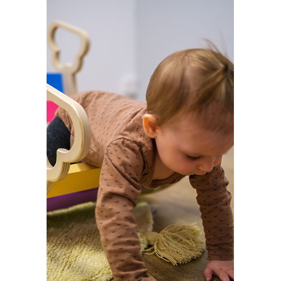 Fa montessori hinta - szivárvány