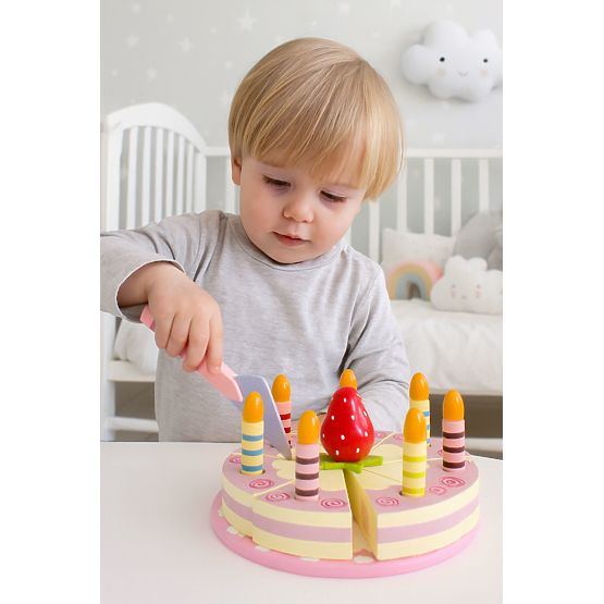 Fa születésnapi torta készlet tépőzárral, gyertyákkal és eperrel gyerekeknek, 15 elemes ECOTOYS
