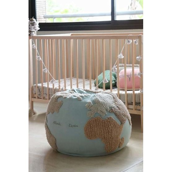 Globe ülő puff