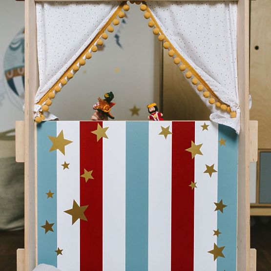 Gyerek színház és polc egyben Fantasy Retro