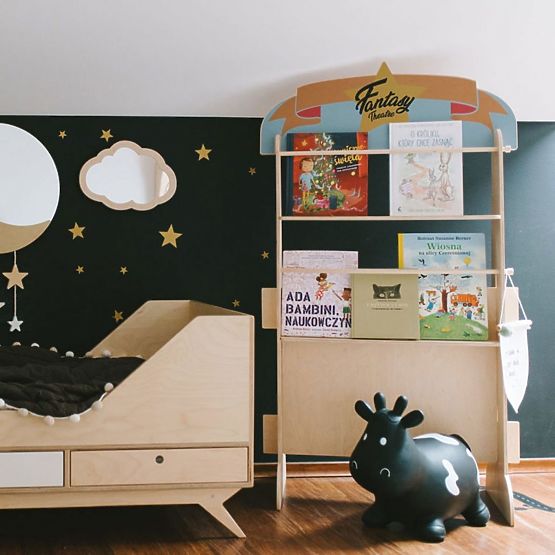 Gyerek színház és polc egyben Fantasy Retro