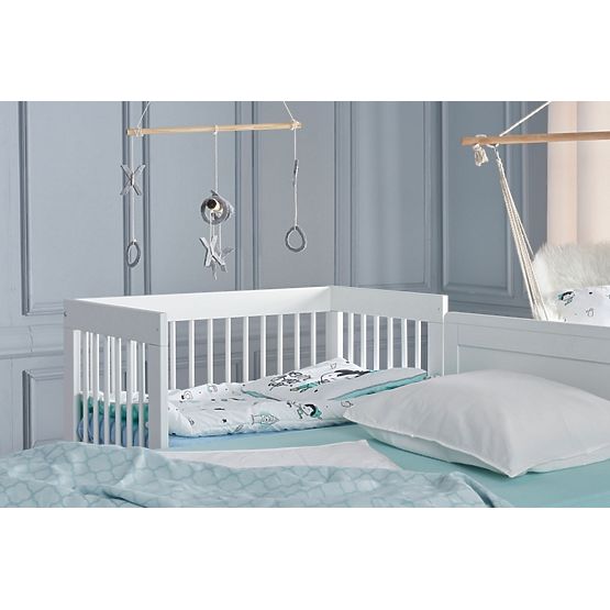 Gyermekek gyermekágy  ágy szülők Basic