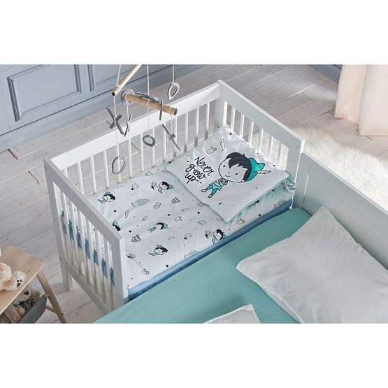 Gyermekek gyermekágy  ágy szülők Basic