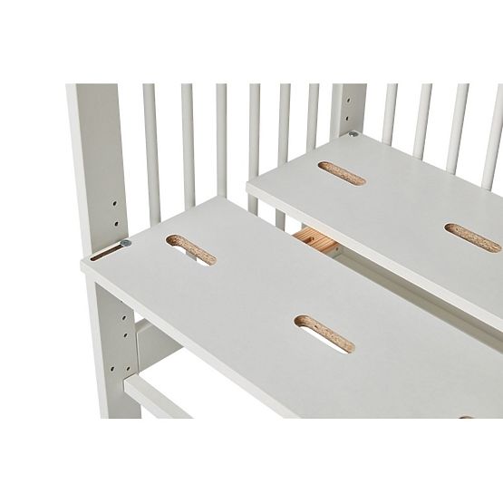 Gyermekek gyermekágy  ágy szülők Basic