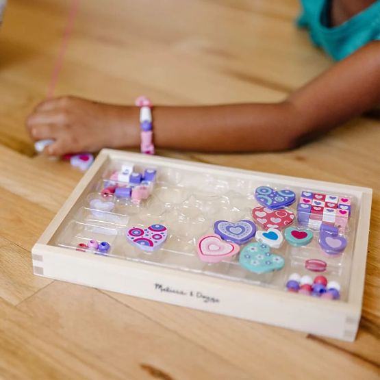 Gyöngykészlet Szívecskék - MelissaandDoug