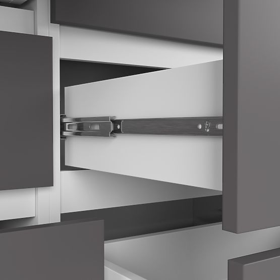 KOMÓD K120 8FIÓK PK FEHÉR / SZÜRKE