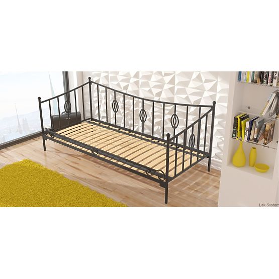 Kovácsoltvas ágy modell 31