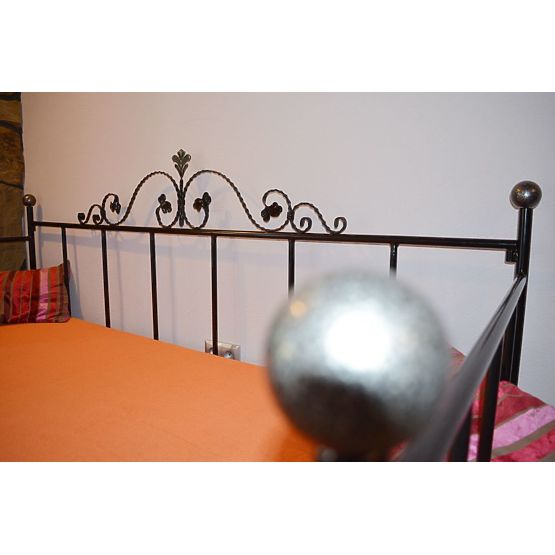 Kovácsoltvas gyerekágy 15-os modell