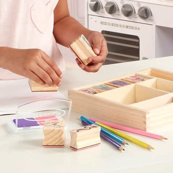 Melissa & Doug - Hercegnő fa bélyegek halmaza