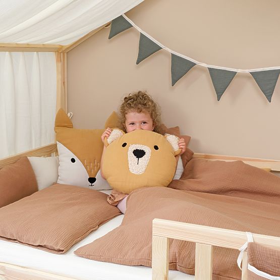 Muszlin párna Ourbaby Ø 35 cm Medve - mustárszínű