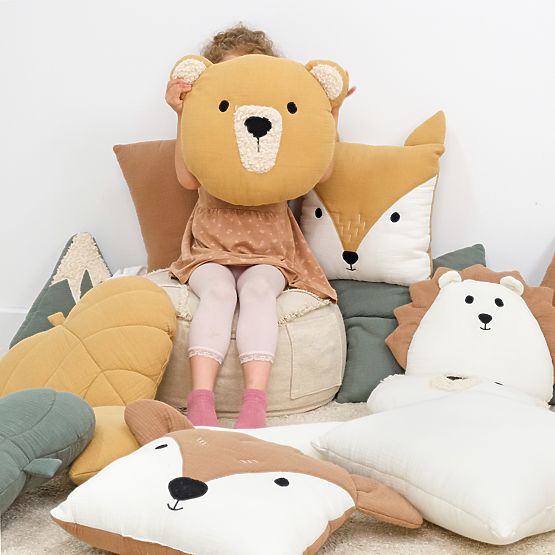 Muszlin párna Ourbaby Ø 35 cm Medve - mustárszínű