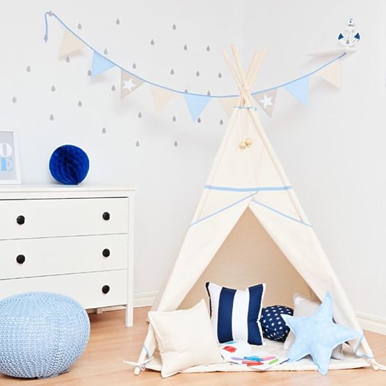 Párna - bézs színű 