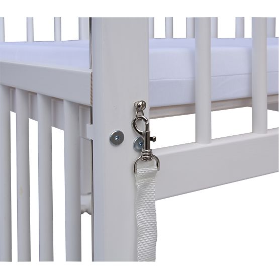 A szülők ágyához csatlakoztatható kiságy BABY Scarlett - fehér