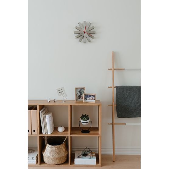 RIBBON óra szürke színben, Umbra