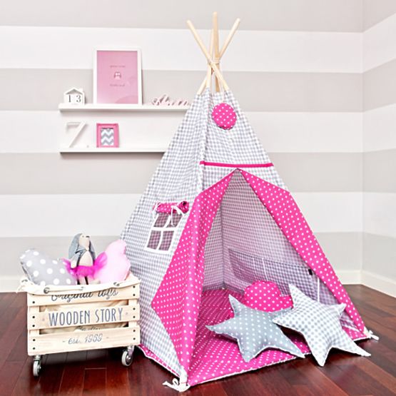 Teepee - romantikus rózsaszín, szívecskékkel