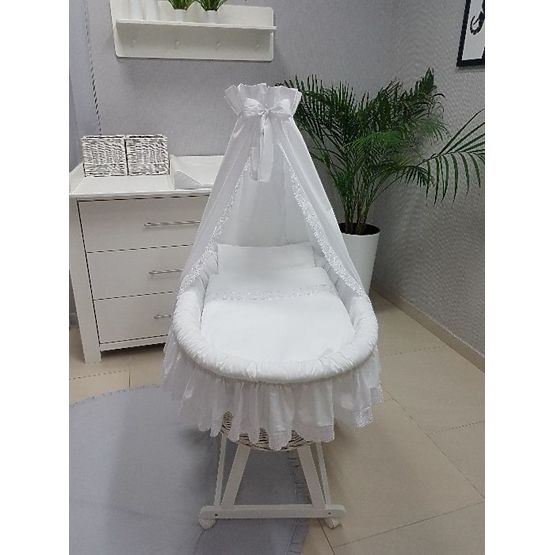 vesszőfonás gyermekágy  felszerelés  baba - fehér