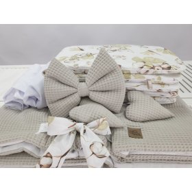 Fehér fonott ágy babafelszereléssel - Pamut virágok, TOLO