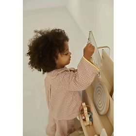 Fa könyvespolc és játék tároló